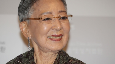 배우 김지미 미국에서 별세...700편여 편 남긴 '영화계 거목'