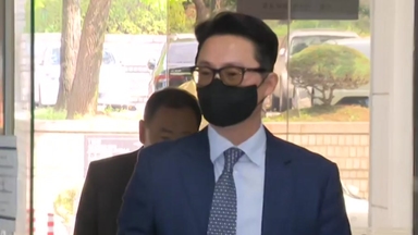 '통일교 접촉' 여야 정치인 5명 거론...김건희, 특검 출석