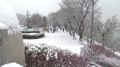 [날씨] 강원 산간 내일까지 최대 10cm 눈...서해안 한파주의보