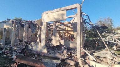 미얀마 군정, 한밤 병원 폭격...환자 등 30여 명 사망