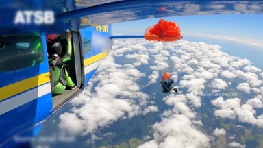[나우쇼츠] 4,600m 상공에서 낙하산이 비행기 날개에 걸린다면?