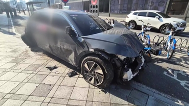 정부세종청사 앞 도보로 택시 돌진..."급발진 주장"