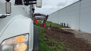미국 시애틀 제방 붕괴...건물 1,100채 대피령