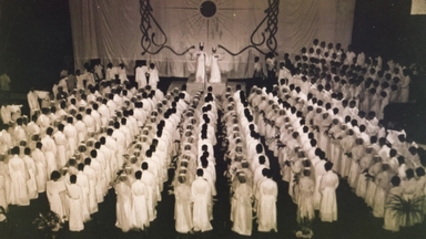 '기업형 종교' 통일교...끊임없는 '정교 유착' 논란