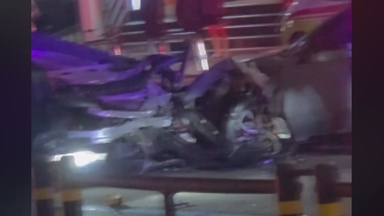 중앙분리대 충격 뒤 반대편 택시 '쾅'..."만취 상태"