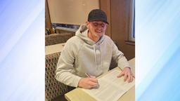 플렉센, 6년 만에 두산 복귀...잭 로그도 재계약