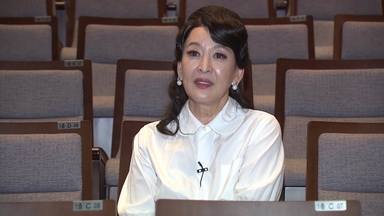 하늘로 떠난 '신의 아그네스'...1세대 연극 스타 윤석화 별세