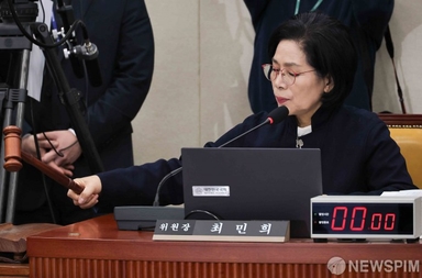 여야, '방미통위' 김종철 인사청문서 李 "종편, 편파 유튜브" 발언 두고 충돌