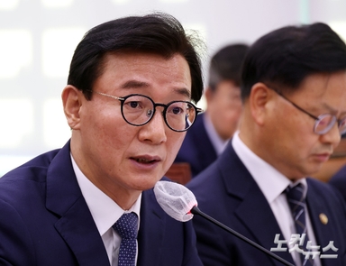 "전재수 나서야 '줄투표'서 이긴다?"…한동훈·조국까지 얽힌 '부산대전'