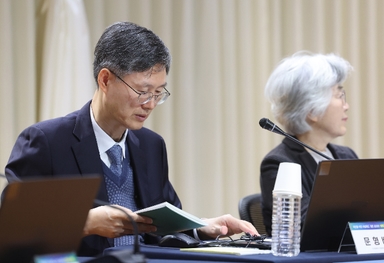 문형배 "분노가 사법개혁 내용 될수 없어" '내란전담재판부' 비판[뉴스쏙:속]