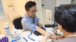 혈액-진맥으로 몸속 진단… “종이컵 쓰지 마세요” 처방[이진한 의학전문기자의 메디컬 체험]