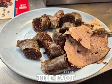 "순대만 시킨 것 맞아?" 이상하고 이상한 서울 광장시장 [오승혁의 '현장']