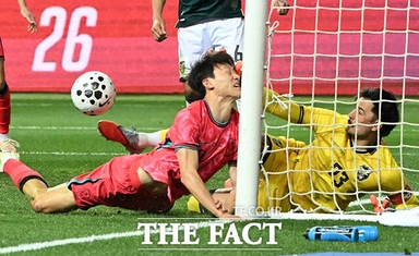 [이슈클립] '이재성 충돌 전 머리 막아준' 볼리비아 골키퍼, SNS에 칭찬 릴레이 "구해줘서 고마워" (영상)