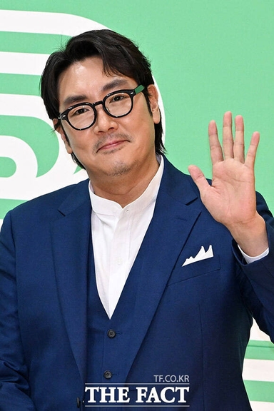 [이슈클립] '은퇴' 조진웅 소년범 과거에…법조·종교·정치권까지 '갑론을박' (영상)