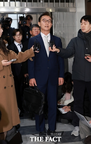 [현장FACT] '통일교 금품 수수 의혹' 전재수, "차라리 200억 받았다 해라" (영상)