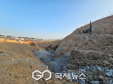 화성시, 개발행위 허가 악용한 '불법 토석 채취' 적발